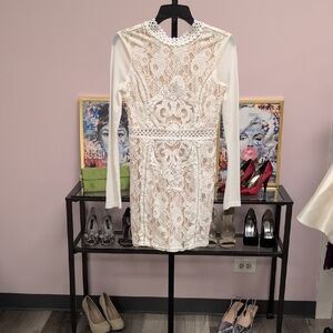 a'gaci White Lace Long Sleeve Dress